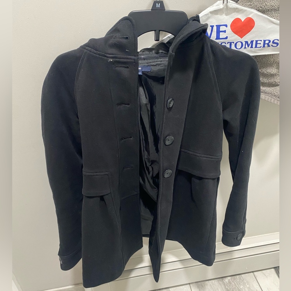 Gap XS black sturdy coat with attachable hood